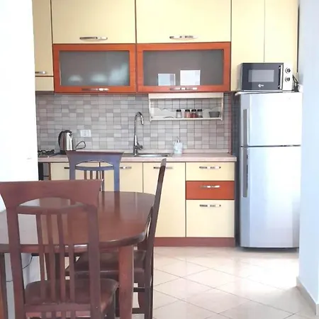 светлый с открытым балконом на пляже דירה דורס